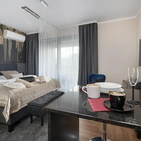 With Balcony, Indoor Pool, Sauna * Wolany