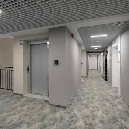 With Balcony, Indoor Pool, Sauna Apartamento