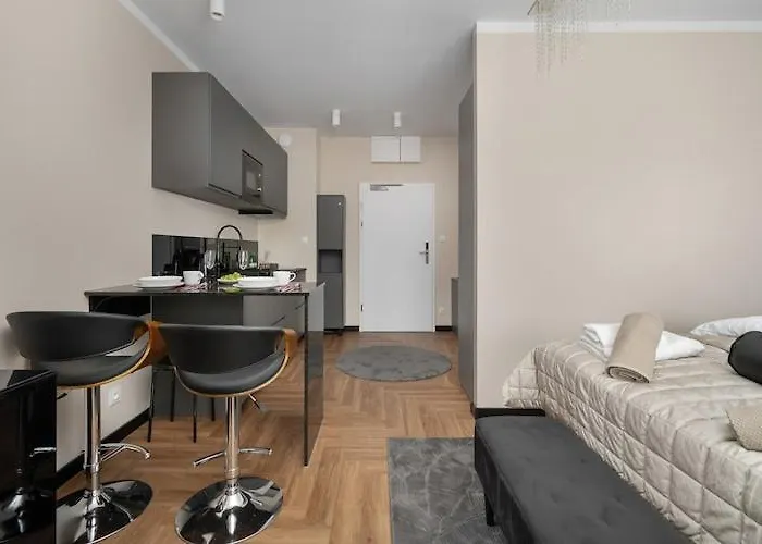 With Balcony, Indoor Pool, Sauna Apartamento