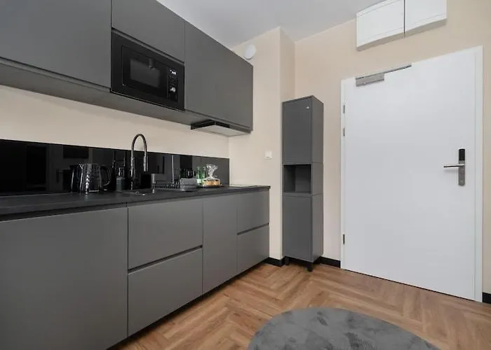 Apartamento With Balcony, Indoor Pool, Sauna *